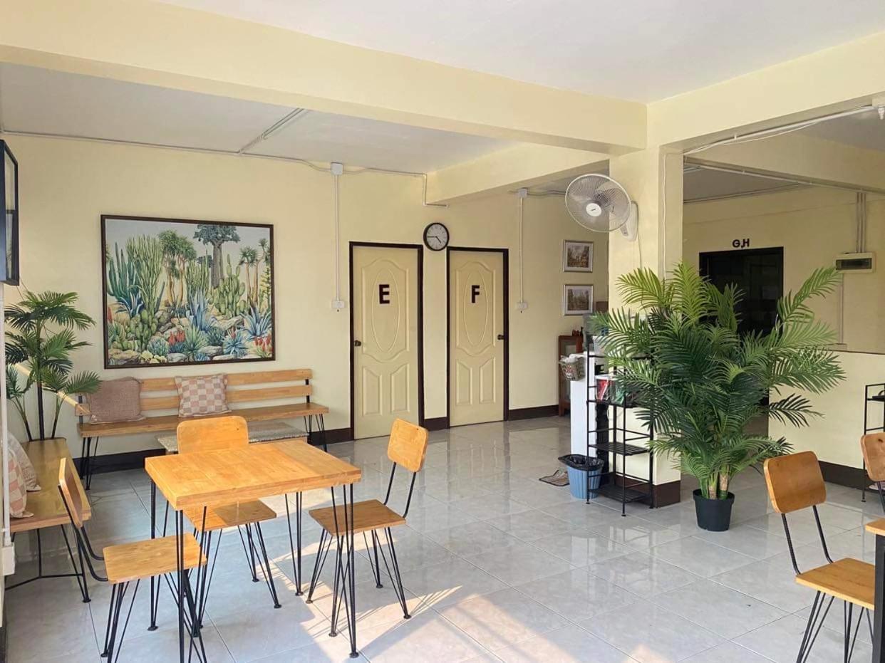 Inncome Hostel Chiang Mai Exterior photo