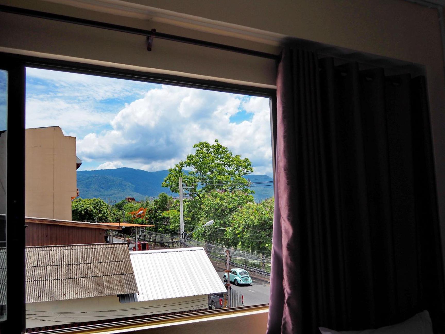 Inncome Hostel Chiang Mai Exterior photo